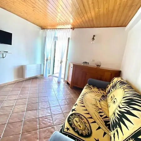 Apartment Casetta In Piazza Santa Barbara *