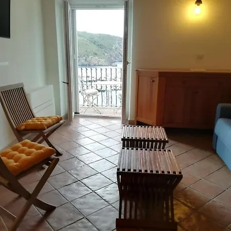Apartment Casetta In Piazza Santa Barbara *